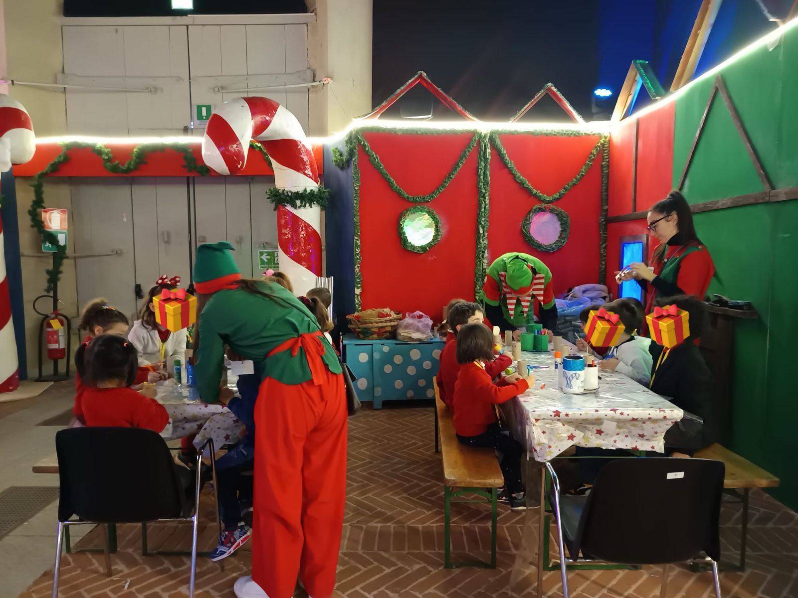 Rappresentazione del Natale Reale con i bambini